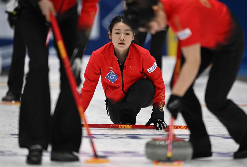 曼联追逐塞梅尼奥：加纳前锋是否准备好迈出下一步？